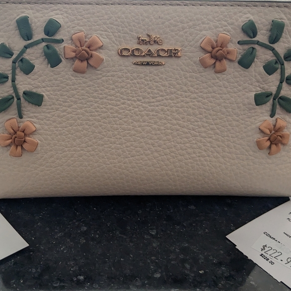 Coach Floral Whipstitch Refined Leather Zip Closure Medium Wallet + Gift Box Nwt - Picture 3 of 8